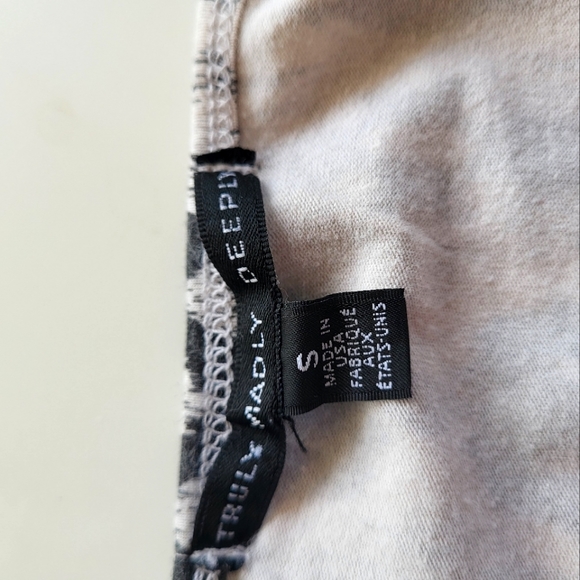 Patterned Crop Top - Picture 4 of 4